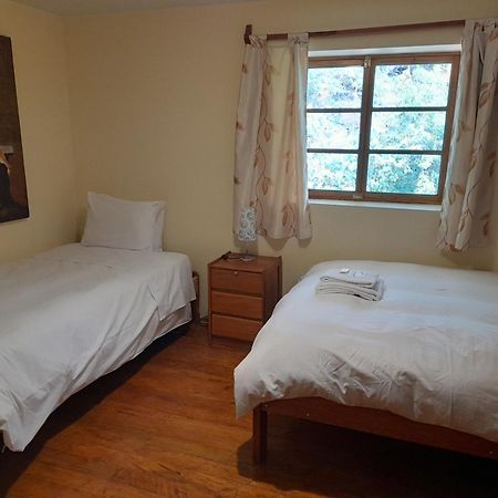 Apu Lodge โอยานไตตามโบ ภายนอก รูปภาพ